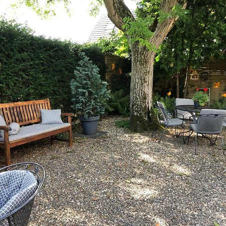 Walnut Lodge Bed & Breakfast Noorbeek Bagian luar foto