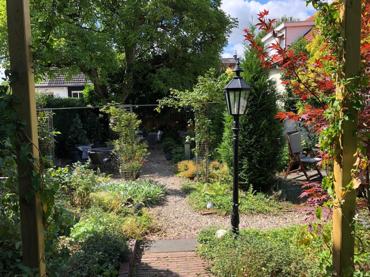 Walnut Lodge Bed & Breakfast Noorbeek Bagian luar foto